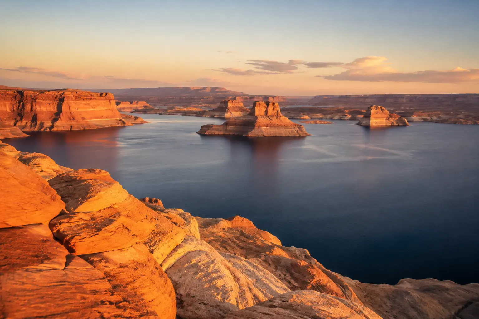 Lake Powell and sandstone canyons representing Wasatch's western service region
